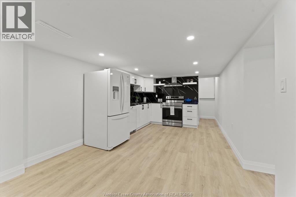 9248 Esplanade Dr Unit# Basement, Windsor, Ontario  N8R 1J1 - Photo 12 - 26012758