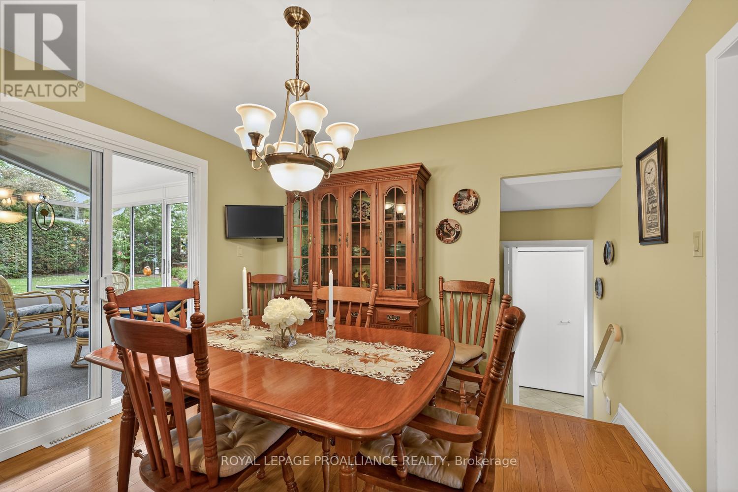 8 Bernard Crescent, Augusta, Ontario  K0E 1P0 - Photo 15 - X13226096