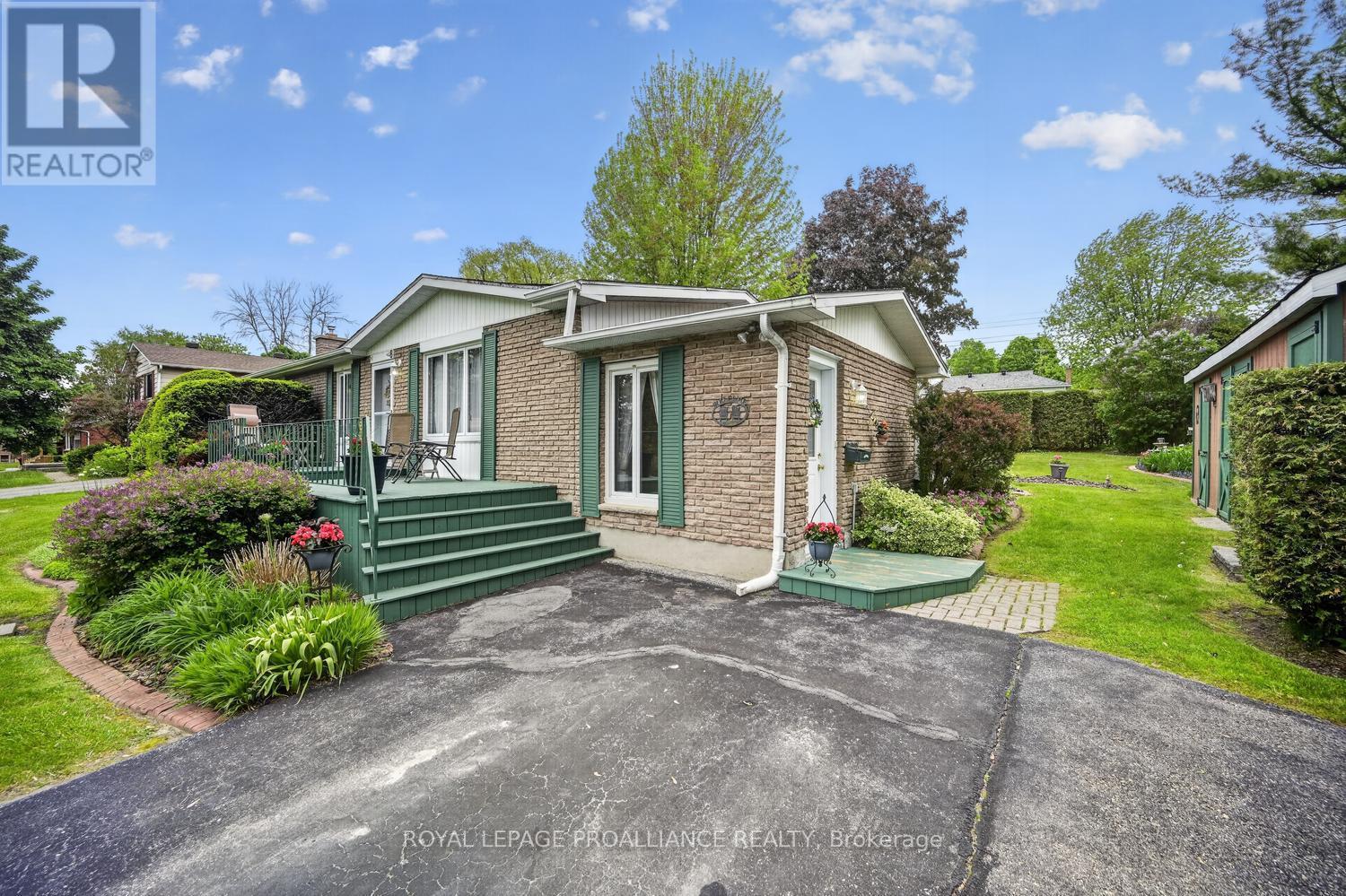 8 Bernard Crescent, Augusta, Ontario  K0E 1P0 - Photo 2 - X13226096
