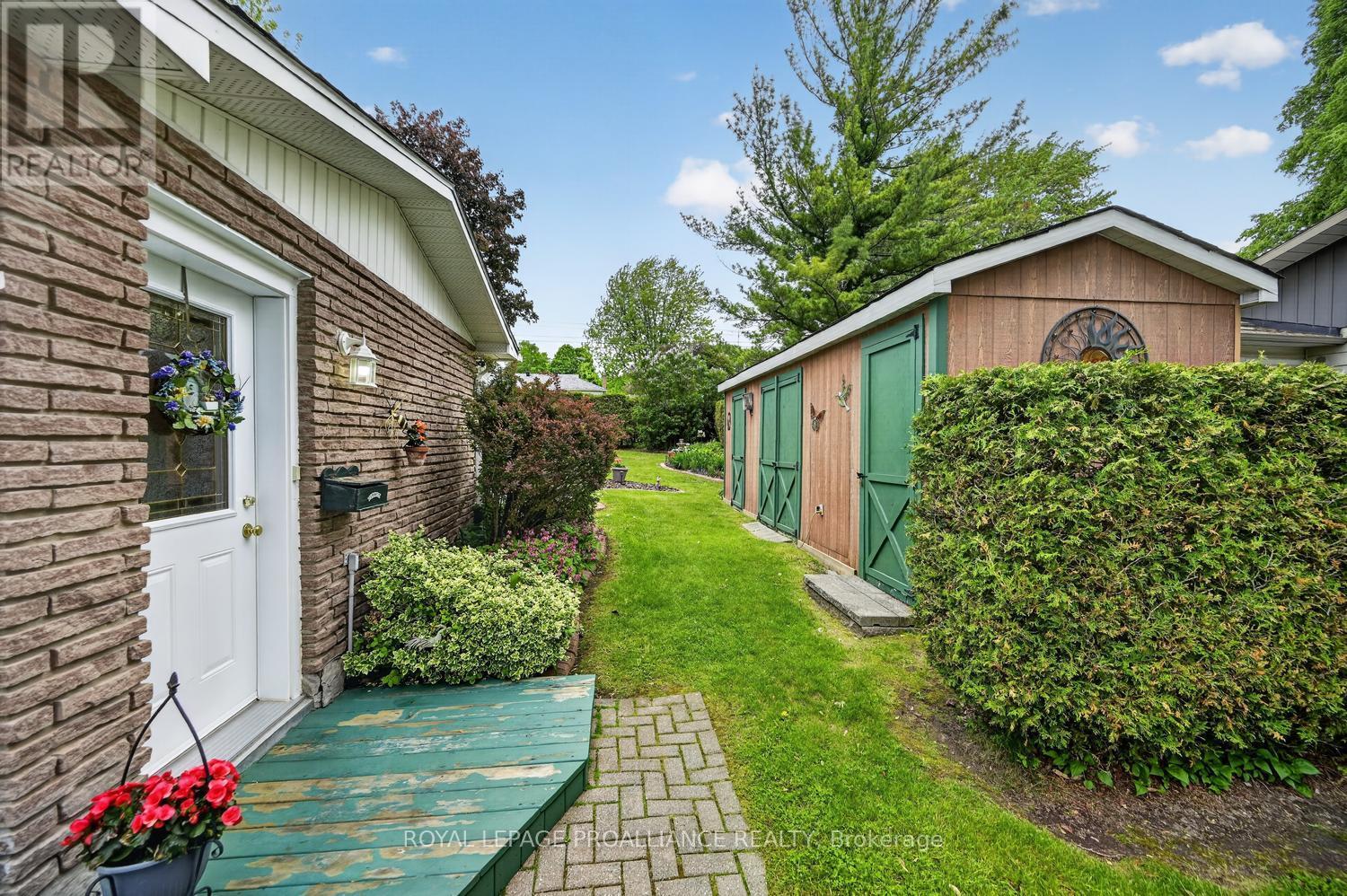 8 Bernard Crescent, Augusta, Ontario  K0E 1P0 - Photo 3 - X13226096