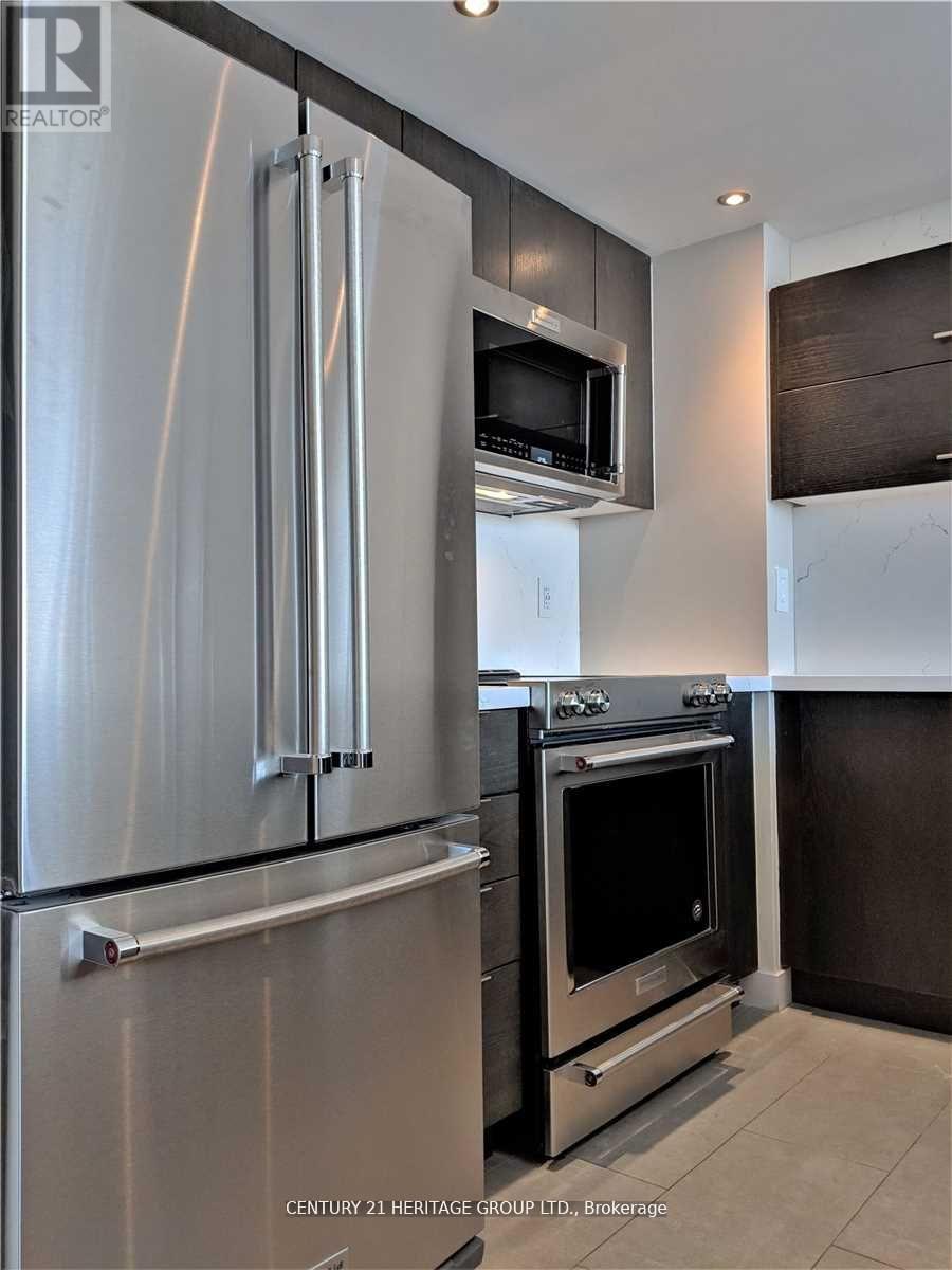 1910 - 15 Fort York Boulevard, Toronto, Ontario  M5V 3Y4 - Photo 7 - C13226098