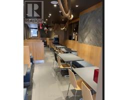 650 YONGE STREET, Toronto, Ontario