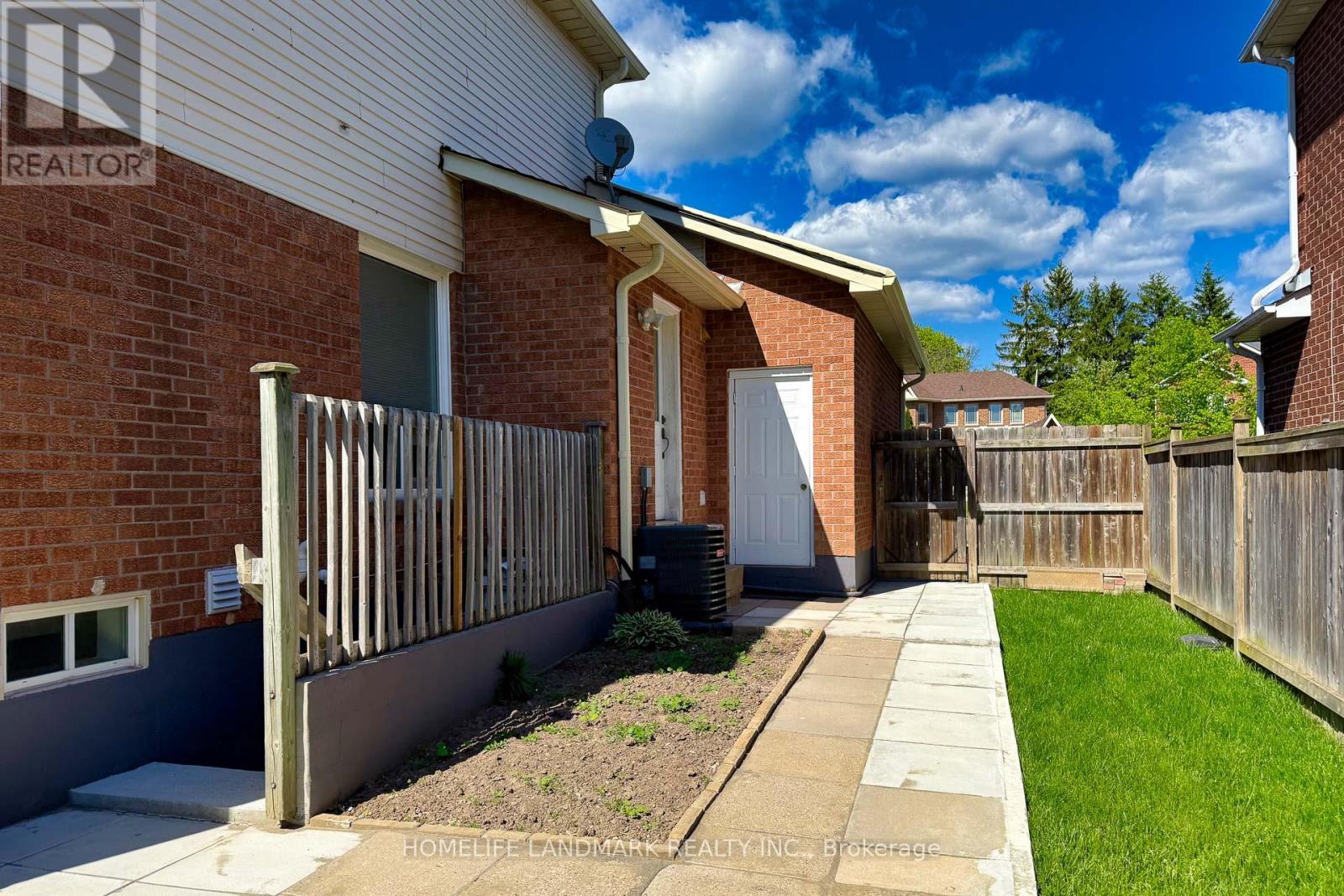 1609 Major Oaks Road, Pickering, Ontario  L1X 2G9 - Photo 40 - E13226056