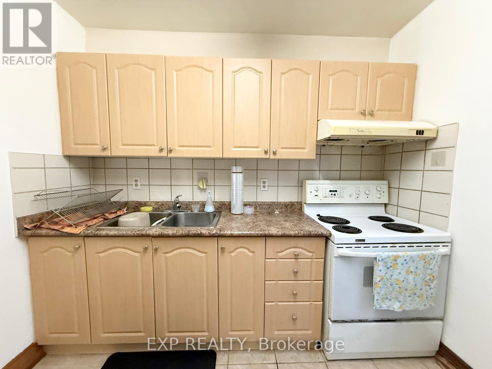 2nd Fl - 759 Gerrard Street E, Toronto, Ontario  M4M 1Y5 - Photo 2 - E13226072