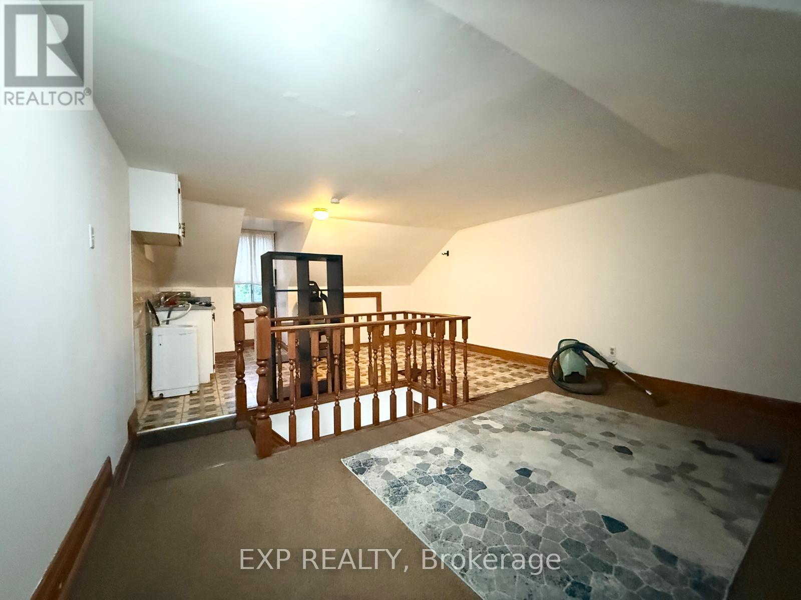 2nd Fl - 759 Gerrard Street E, Toronto, Ontario  M4M 1Y5 - Photo 6 - E13226072