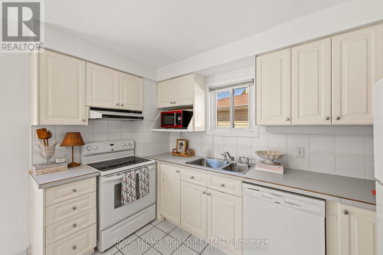 22 Madsen Crescent, Markham, Ontario  L3R 4P3 - Photo 20 - N13226084