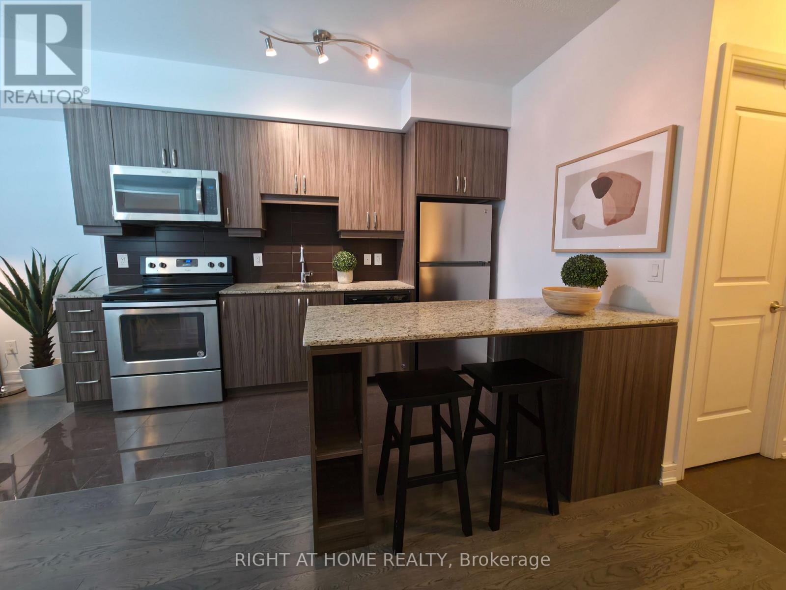 Ne616 - 9205 Yonge Street N, Richmond Hill, Ontario  L4C 1V5 - Photo 5 - N13226122