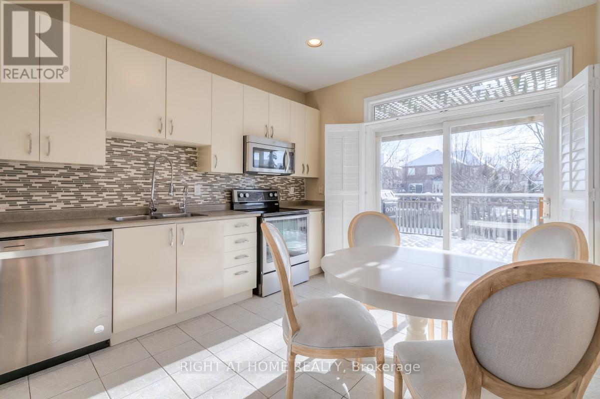 63 Snowy Meadow Avenue, Richmond Hill, Ontario  L4E 3V4 - Photo 13 - N13226126