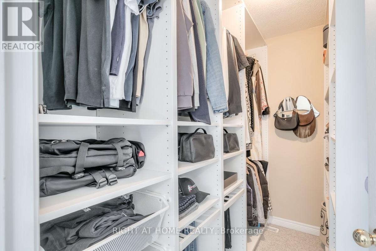 63 Snowy Meadow Avenue, Richmond Hill, Ontario  L4E 3V4 - Photo 22 - N13226126