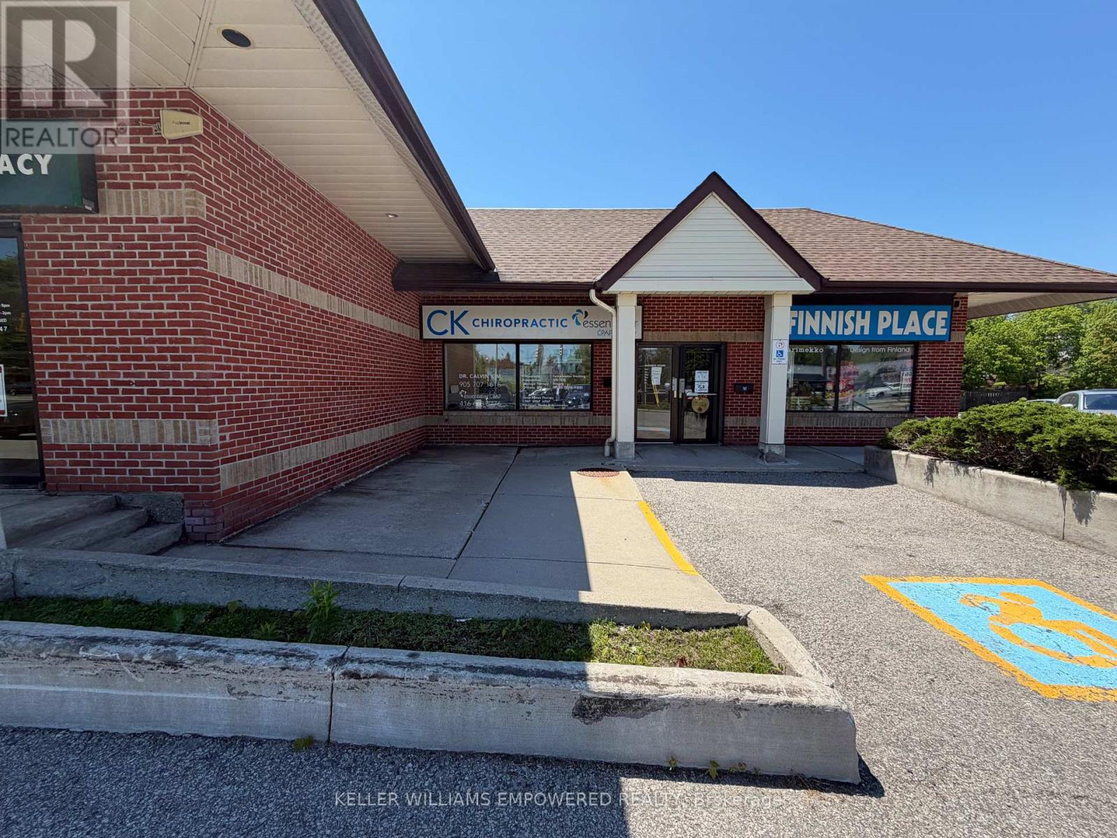2 - 7670 Yonge Street, Vaughan, Ontario  L4J 1W1 - Photo 2 - N13226128
