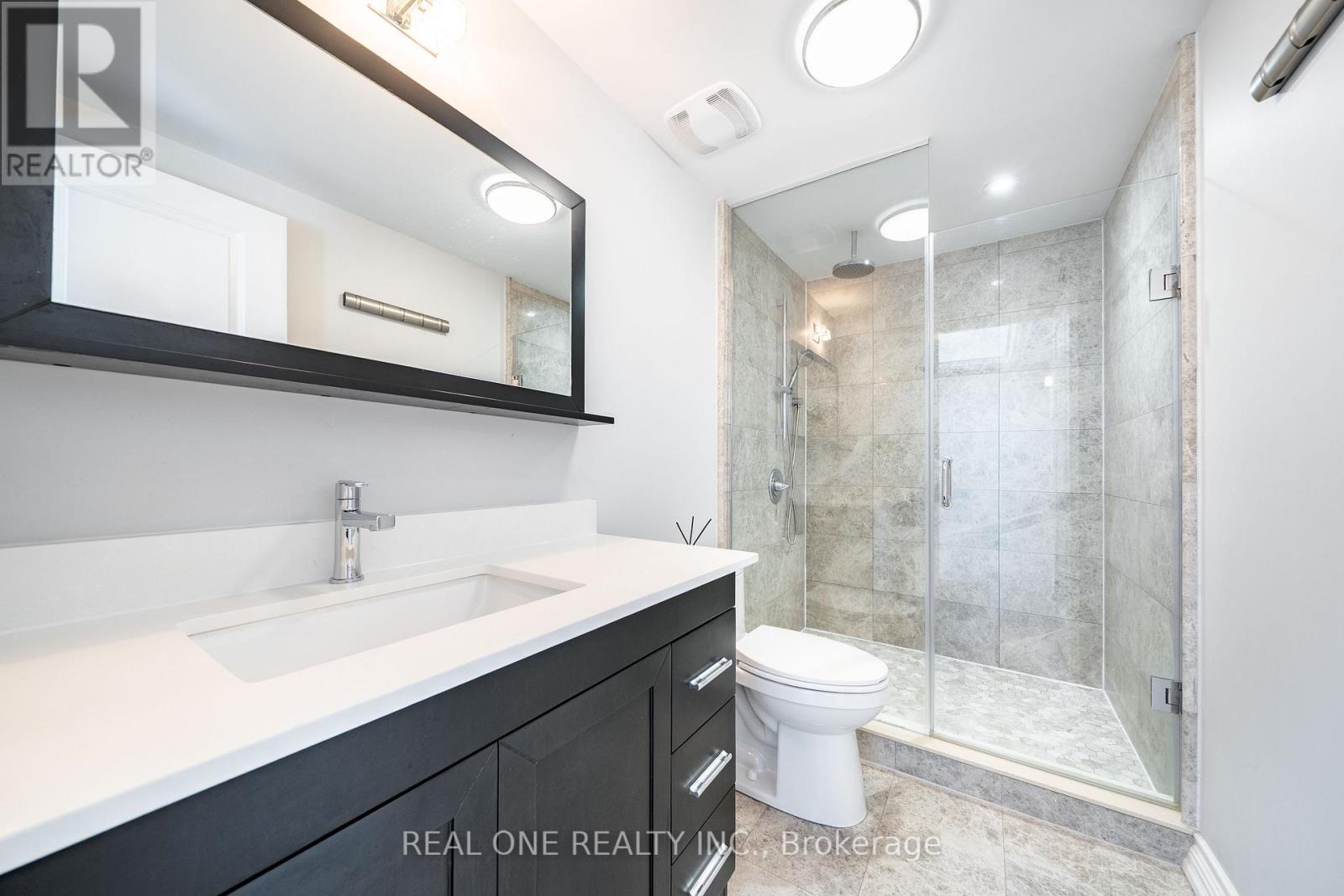 67 Eleanor Circle, Richmond Hill, Ontario  L4C 6K6 - Photo 26 - N13226138