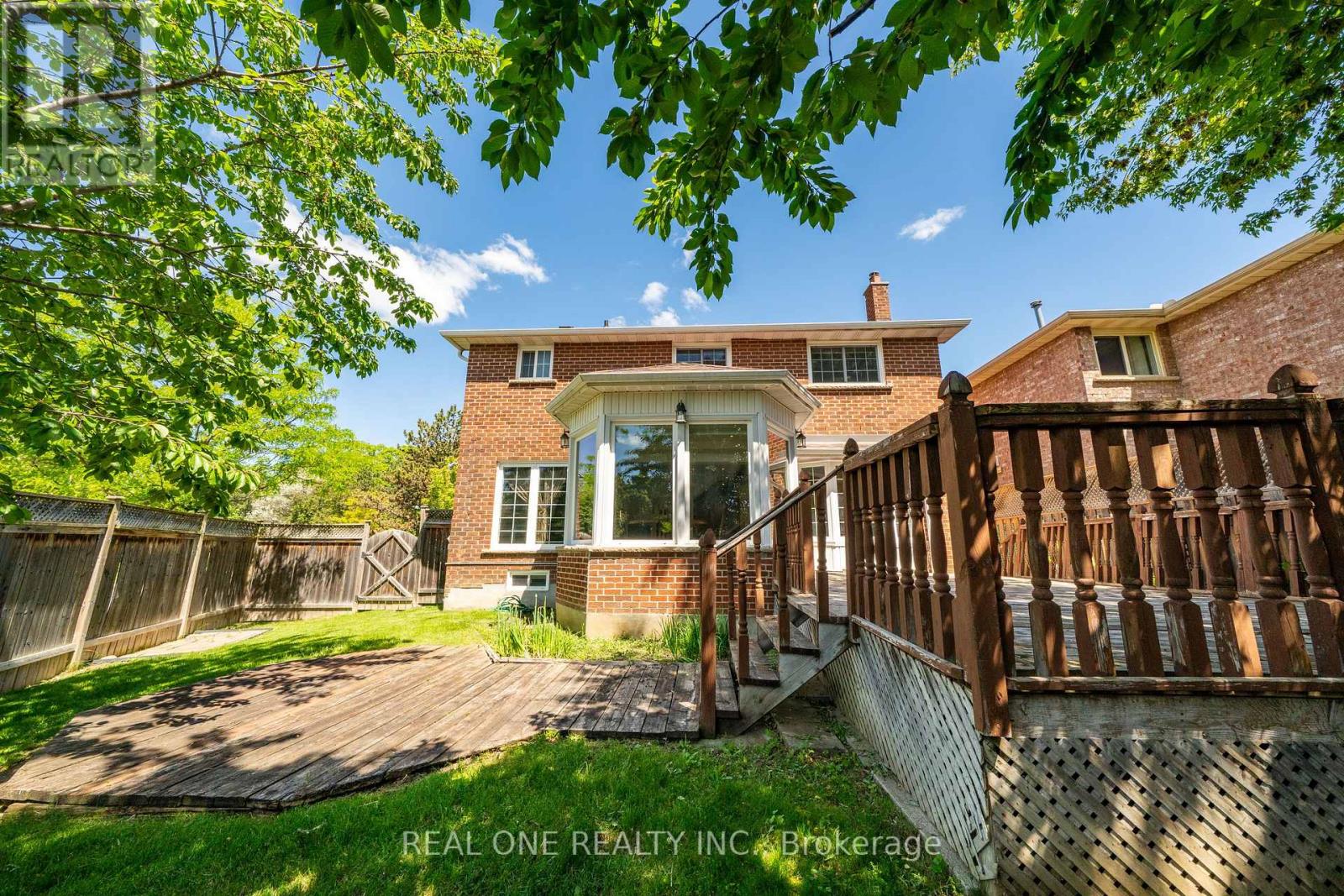 67 Eleanor Circle, Richmond Hill, Ontario  L4C 6K6 - Photo 48 - N13226138