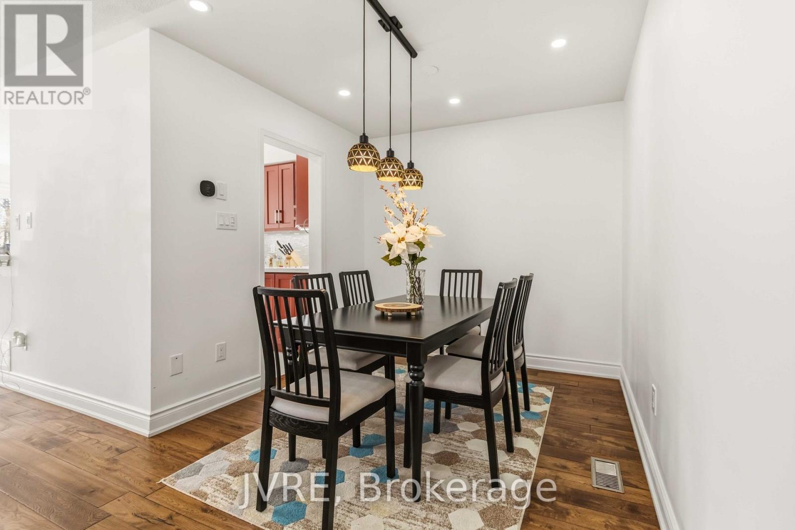 2918 Westbury Court, Mississauga, Ontario  L5M 6B2 - Photo 10 - W13226074