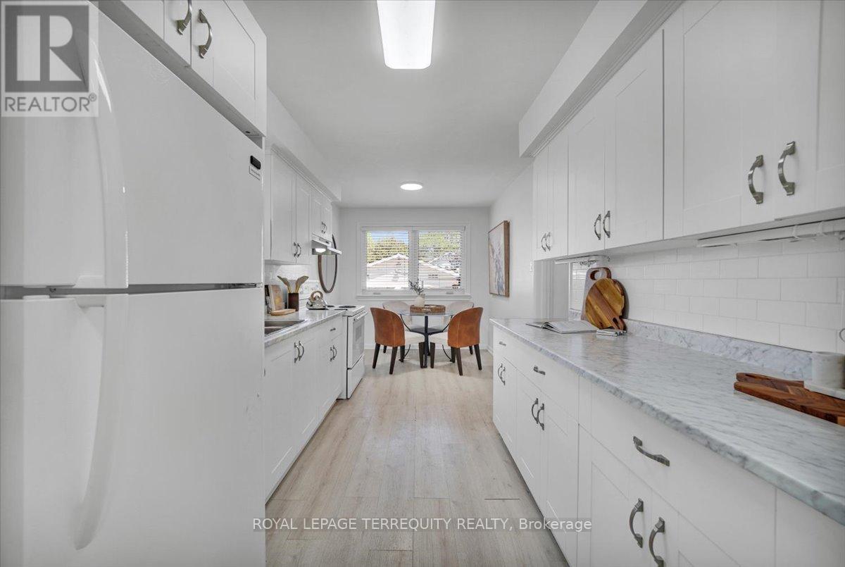 28 Crowland Drive, Toronto, Ontario  M9W 2S4 - Photo 10 - W13226080
