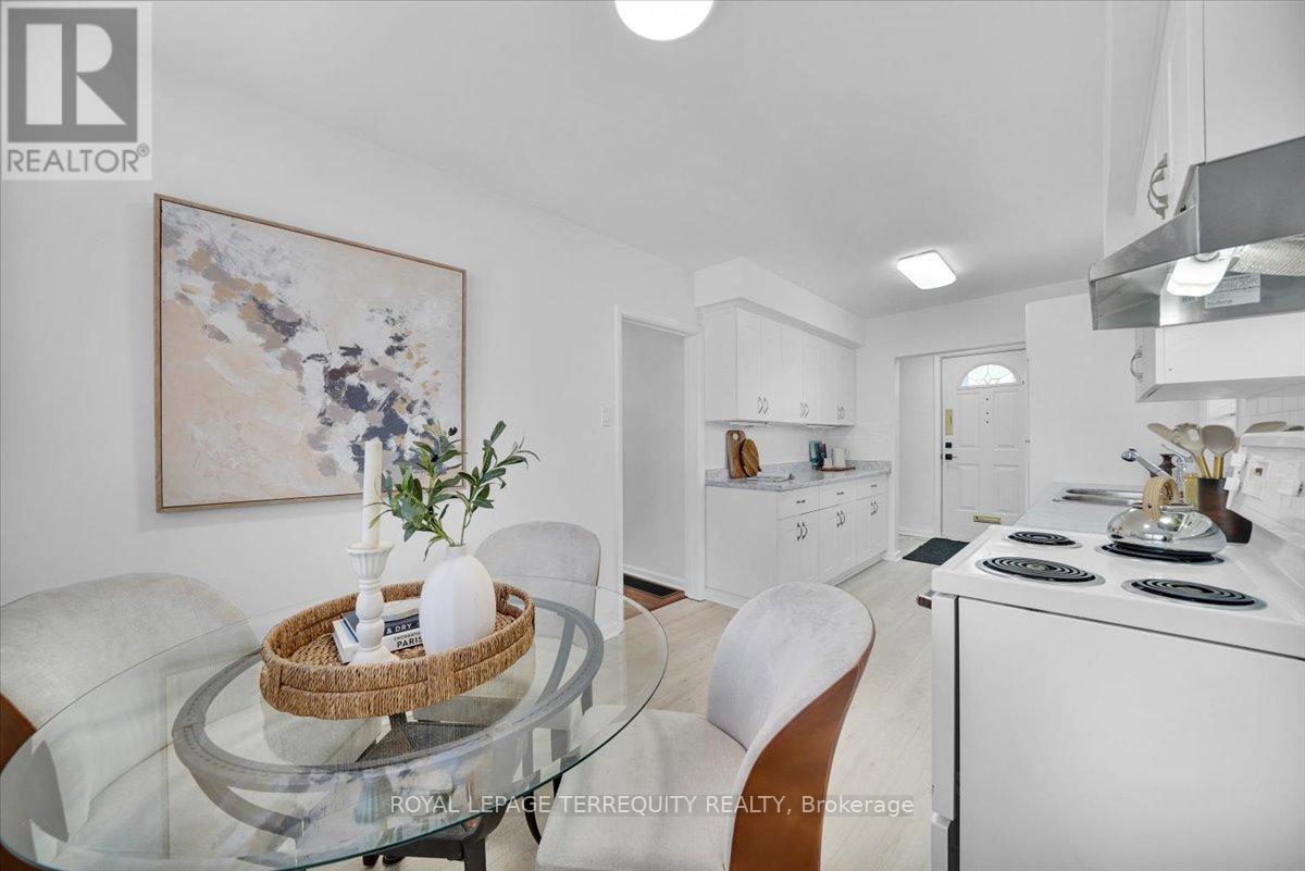 28 Crowland Drive, Toronto, Ontario  M9W 2S4 - Photo 13 - W13226080