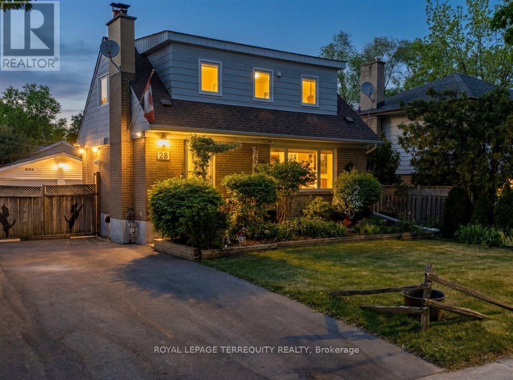 28 Crowland Drive, Toronto, Ontario  M9W 2S4 - Photo 2 - W13226080
