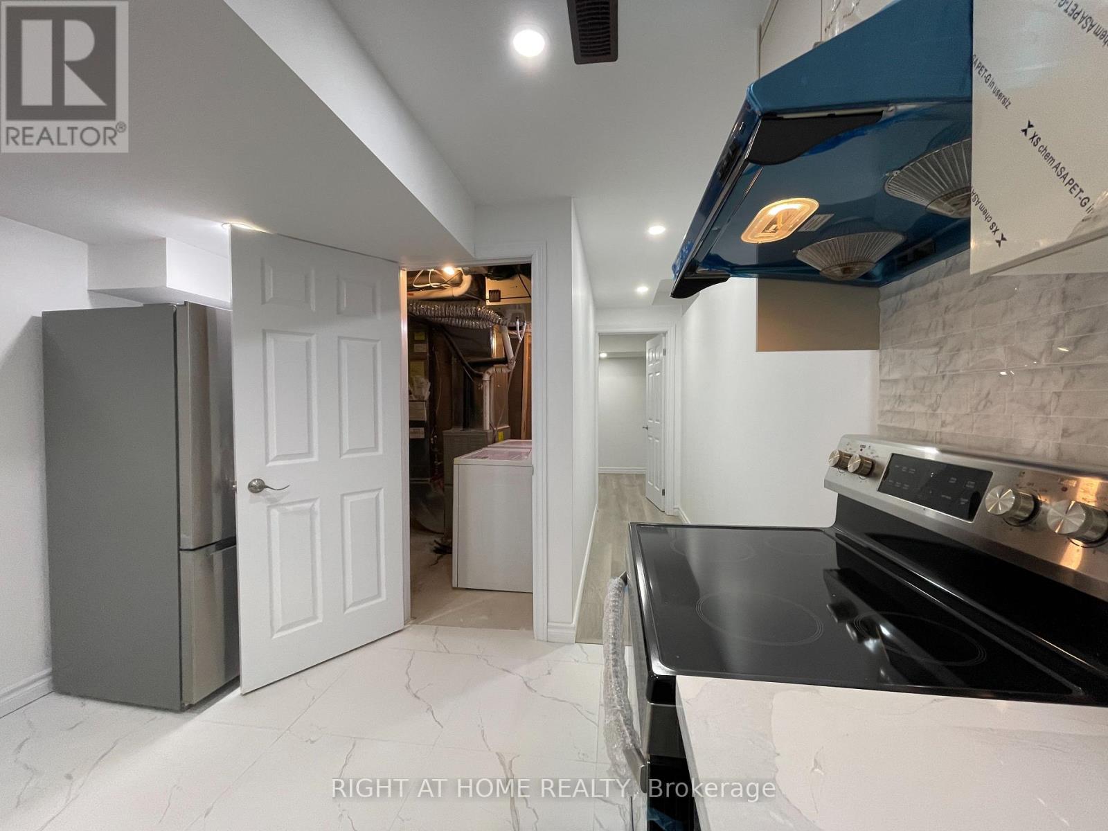 #lower - 58 Meadowcrest Lane, Brampton, Ontario  L7A 0V7 - Photo 17 - W13226092