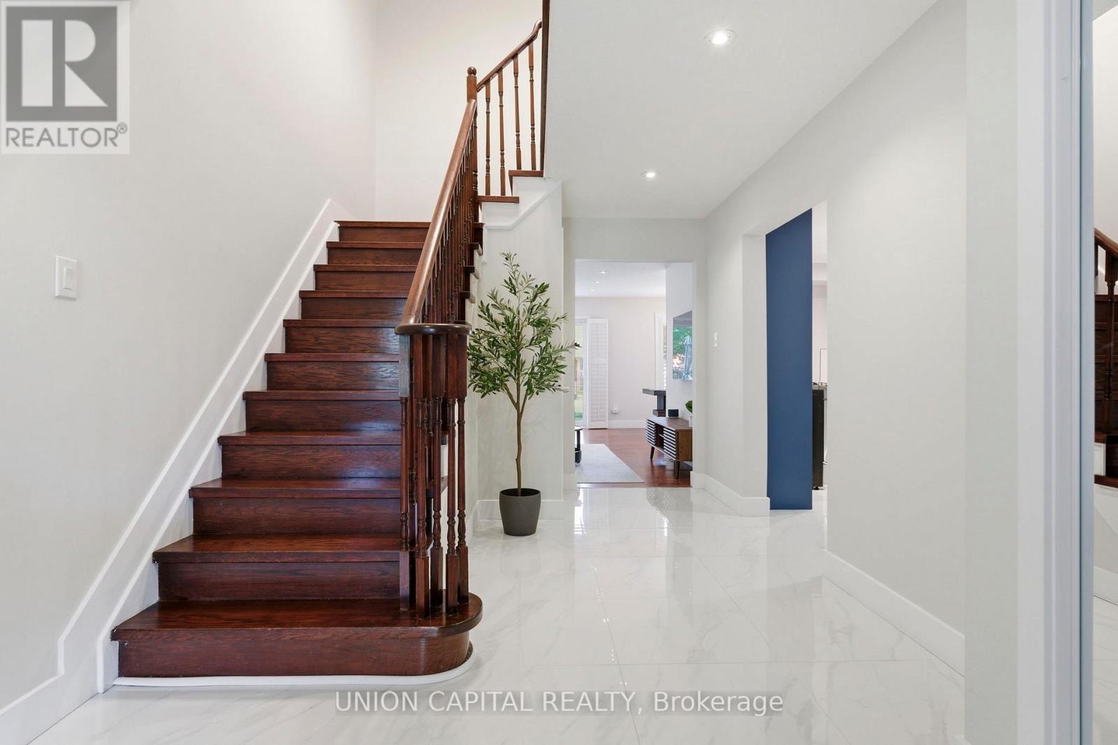 4662 Wayside Court, Mississauga, Ontario  L5V 1G1 - Photo 7 - W13226108