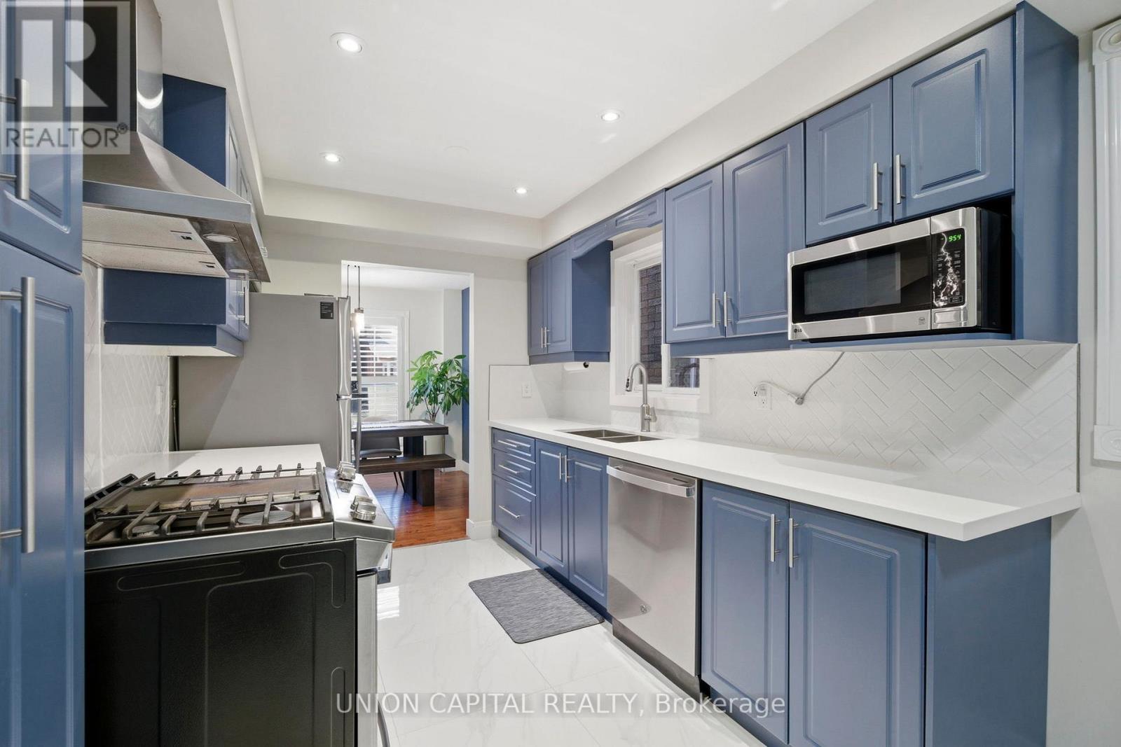 4662 Wayside Court, Mississauga, Ontario  L5V 1G1 - Photo 8 - W13226108