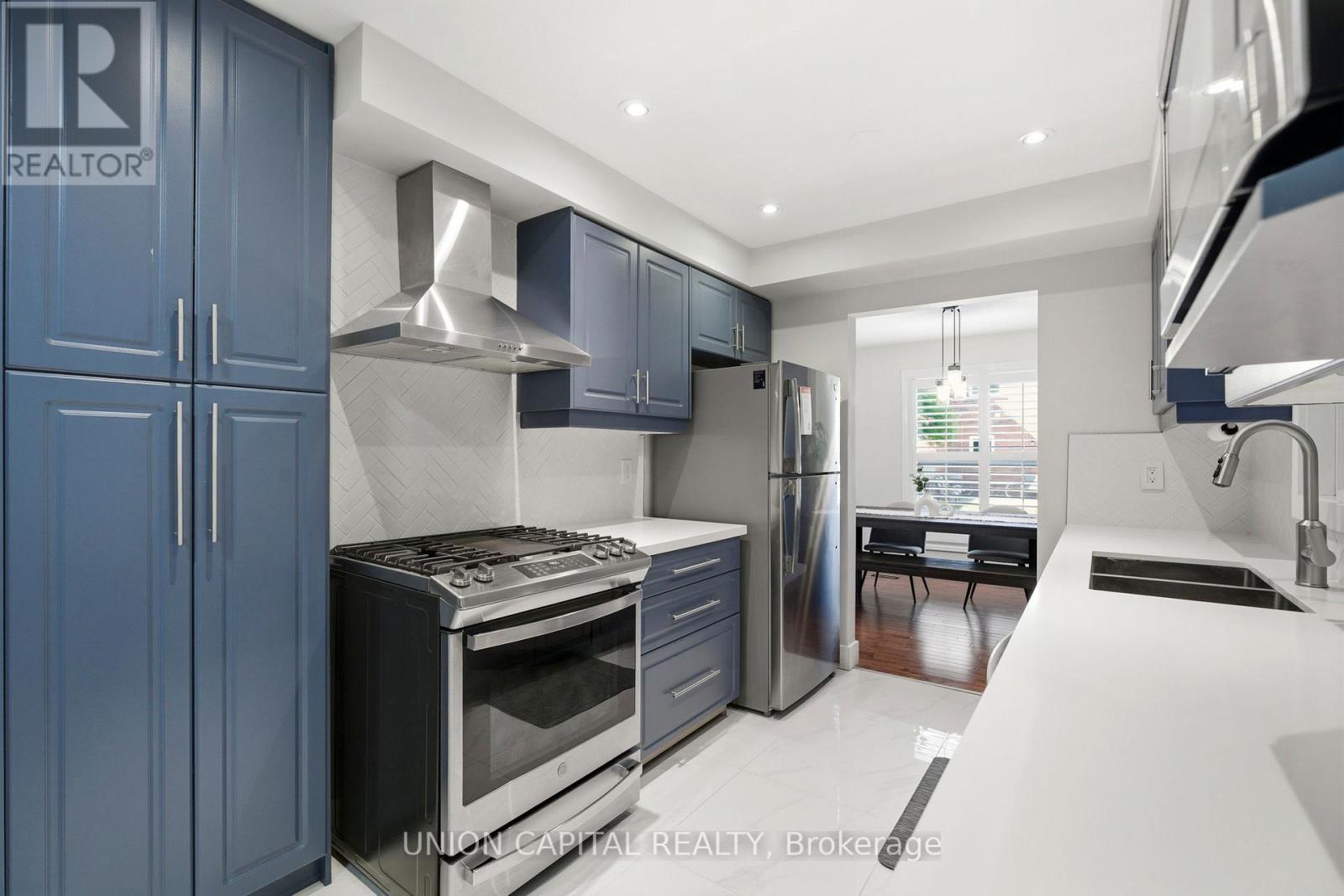 4662 Wayside Court, Mississauga, Ontario  L5V 1G1 - Photo 9 - W13226108