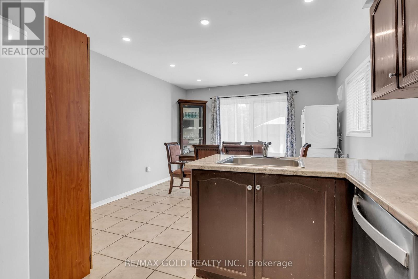 74 Fletchers Creek Boulevard, Brampton, Ontario  L6X 4T1 - Photo 20 - W13226120