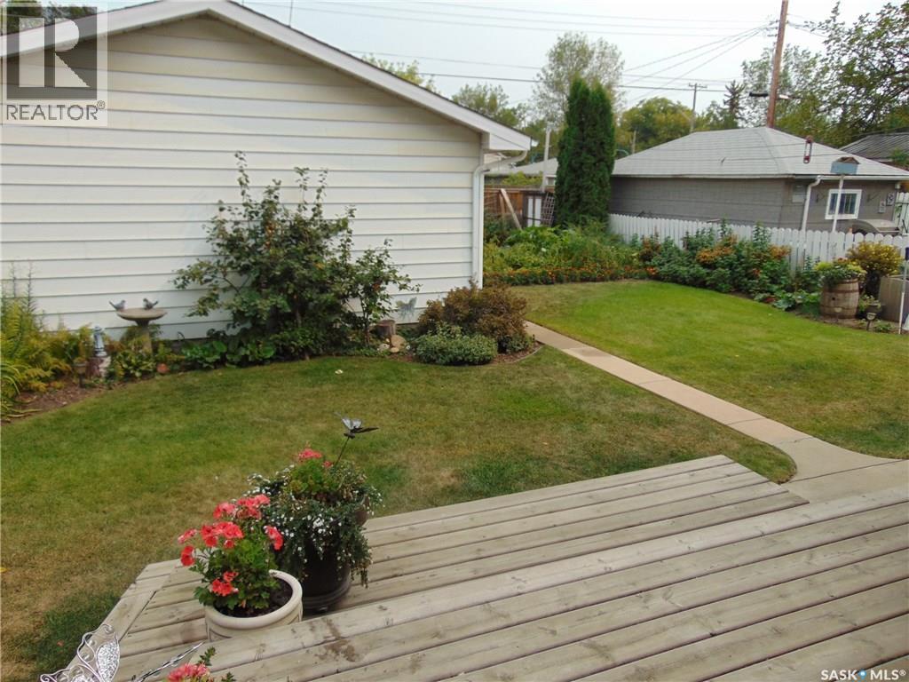 332 I Avenue S, Saskatoon, Saskatchewan  S7M 1Y2 - Photo 15 - SK037890