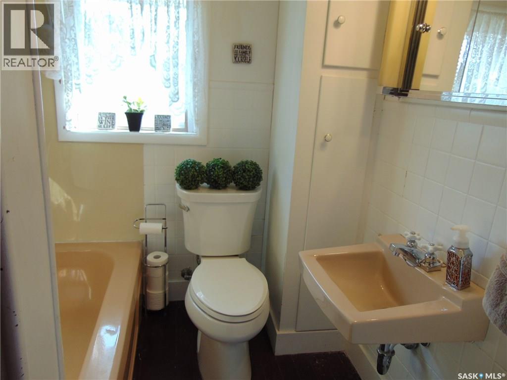 332 I Avenue S, Saskatoon, Saskatchewan  S7M 1Y2 - Photo 20 - SK037890