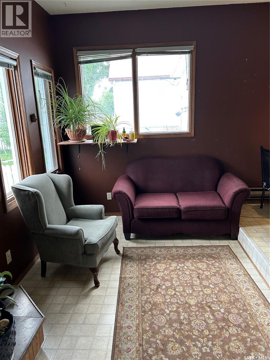 332 I Avenue S, Saskatoon, Saskatchewan  S7M 1Y2 - Photo 7 - SK037890