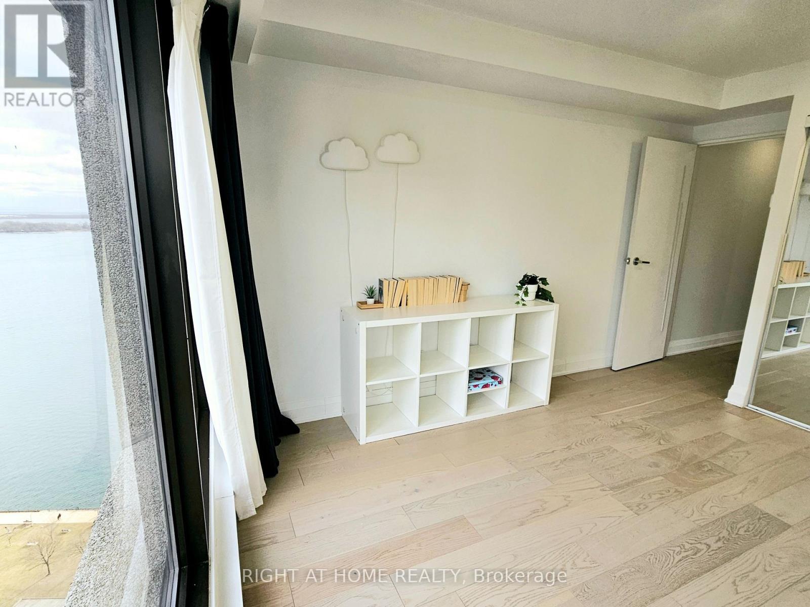 3306 - 65 Harbour Square, Toronto, Ontario  M5J 2L4 - Photo 14 - C13226146