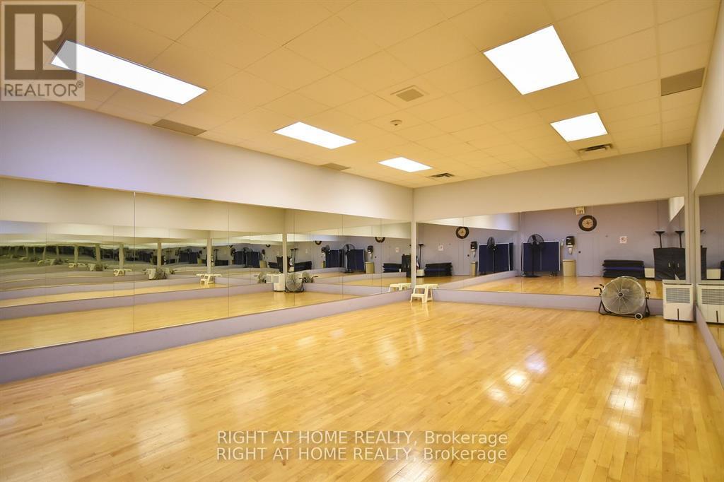 3306 - 65 Harbour Square, Toronto, Ontario  M5J 2L4 - Photo 32 - C13226146