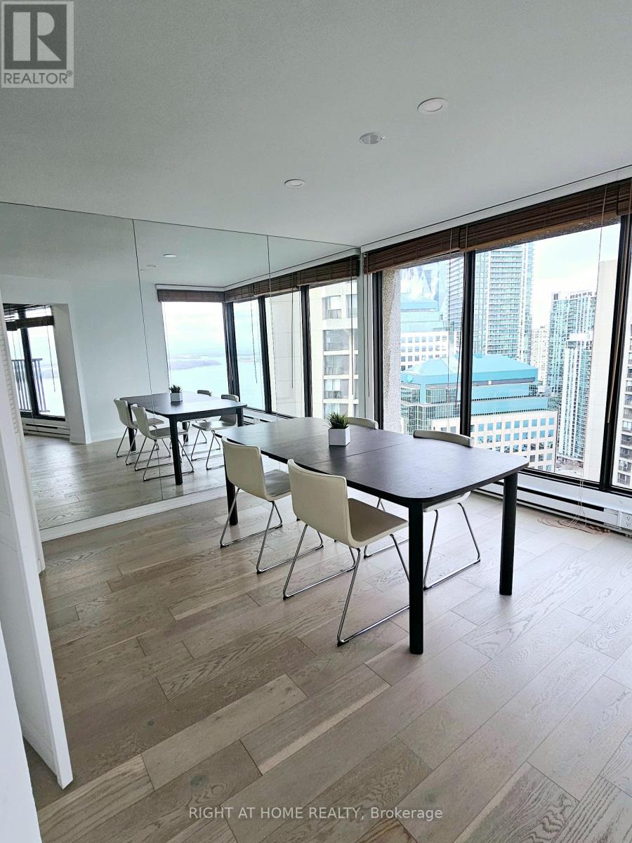 3306 - 65 Harbour Square, Toronto, Ontario  M5J 2L4 - Photo 6 - C13226146