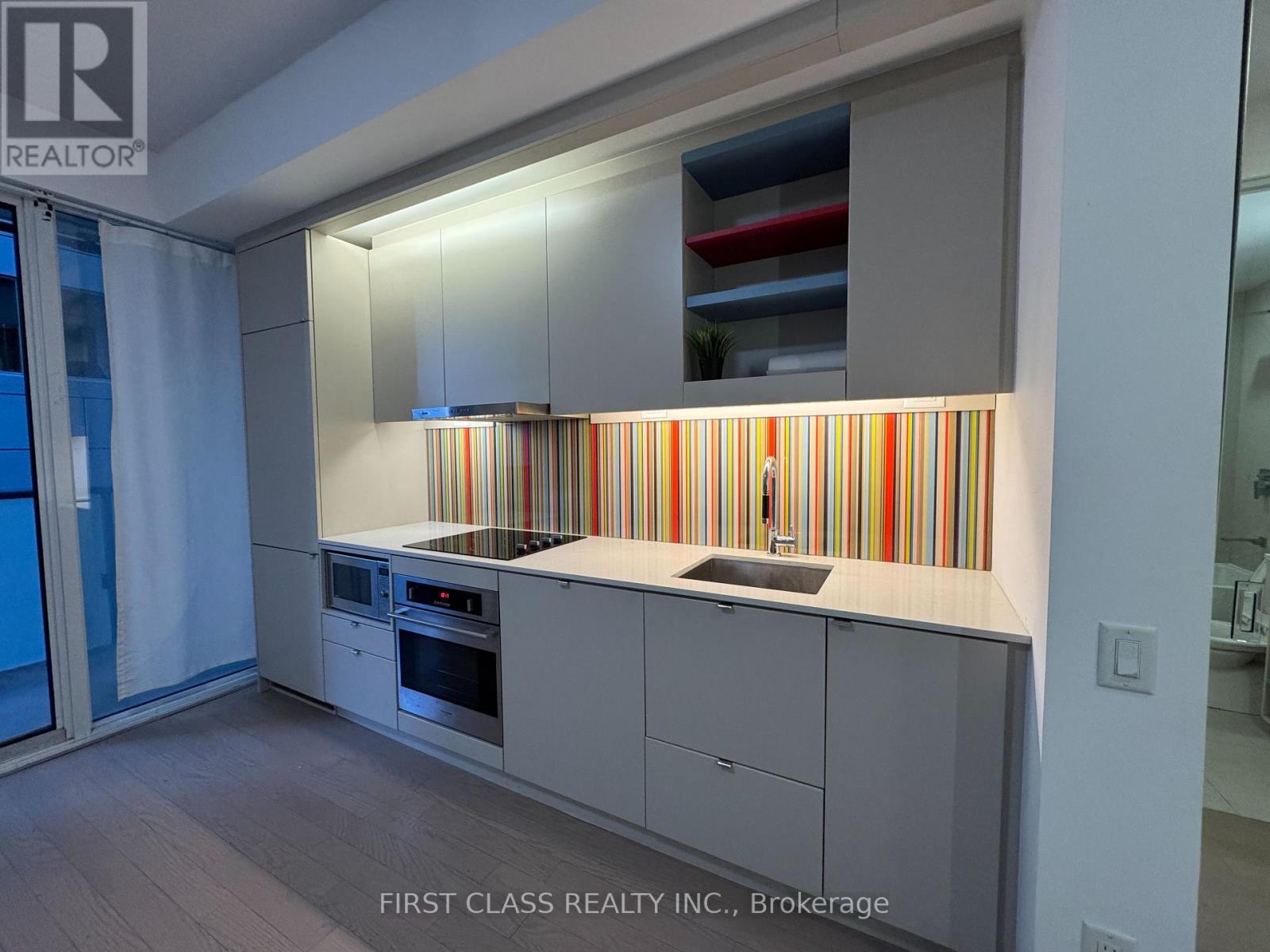 617 - 101 Peter Street, Toronto, Ontario  M5V 0G6 - Photo 2 - C13226150