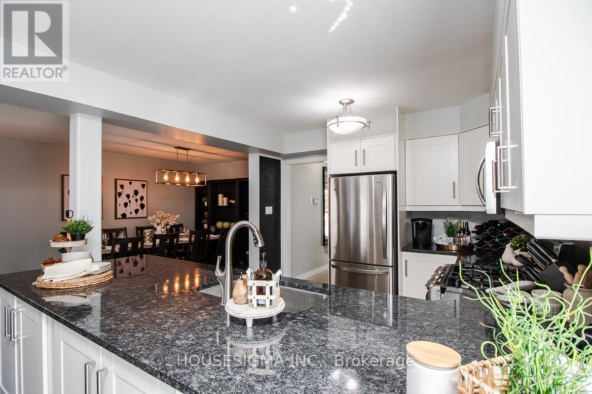 27 Staples Avenue, Clarington, Ontario  L1E 3H3 - Photo 9 - E13226144