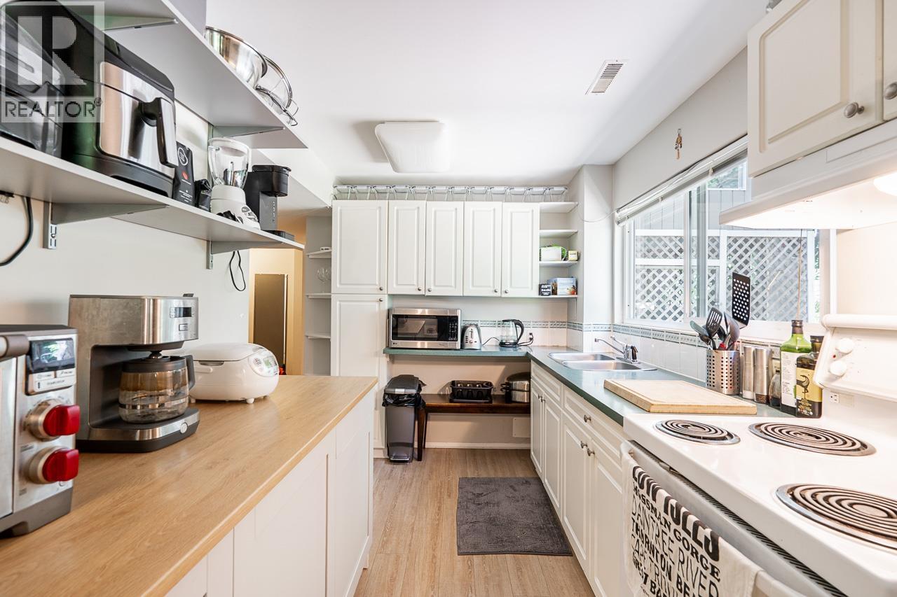 2602 Hawser Avenue, Coquitlam, British Columbia  V3C 4E1 - Photo 30 - R3130275
