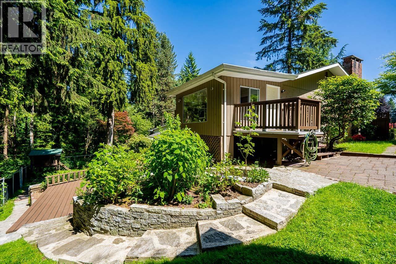 2602 Hawser Avenue, Coquitlam, British Columbia  V3C 4E1 - Photo 35 - R3130275