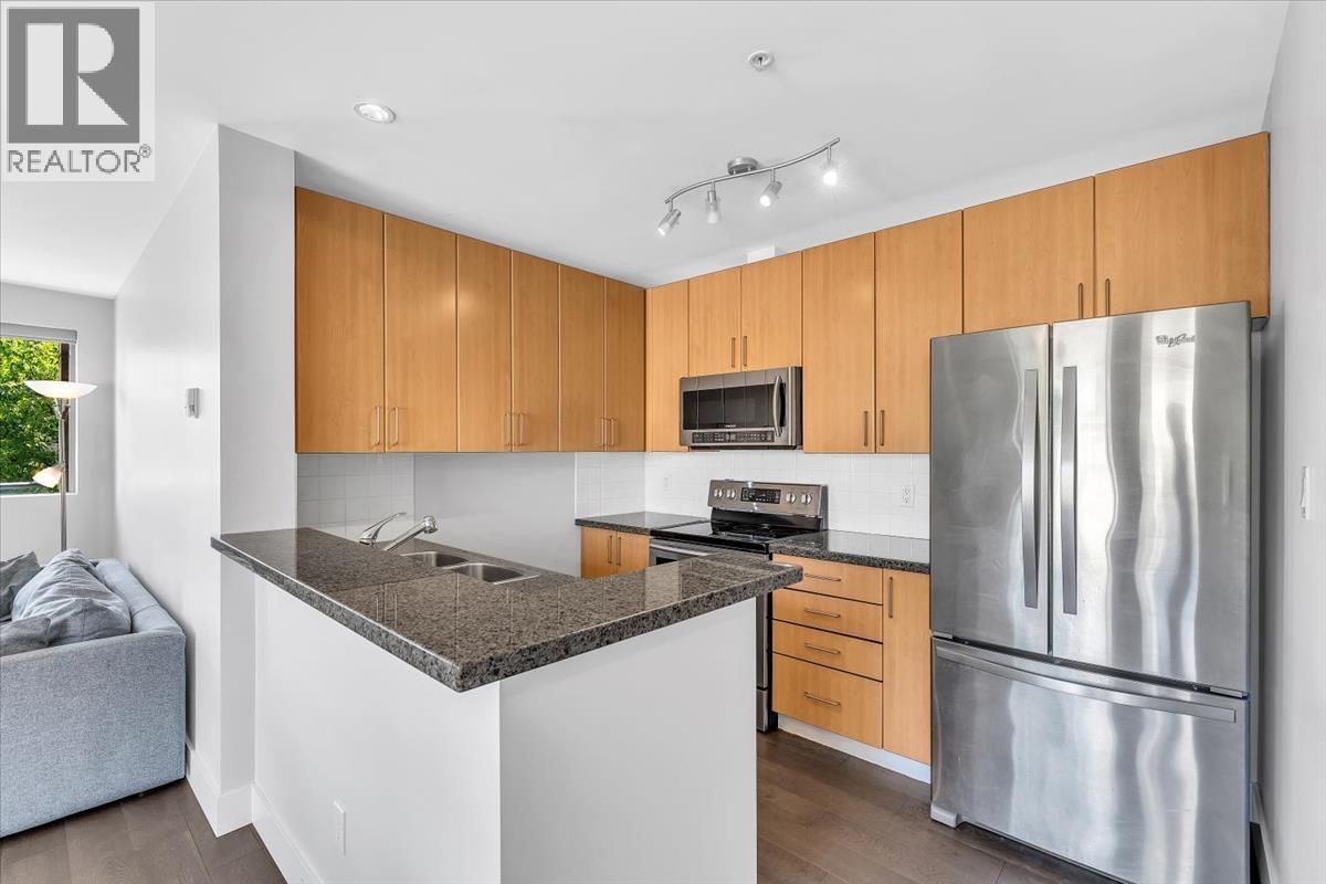 302 2680 Arbutus Street, Vancouver, British Columbia  V6J 5L8 - Photo 11 - R3130232