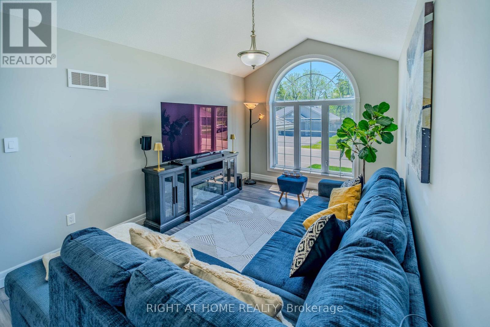 146 Jacob Street W, East Zorra-Tavistock, Ontario  N0B 2R0 - Photo 10 - X13226168