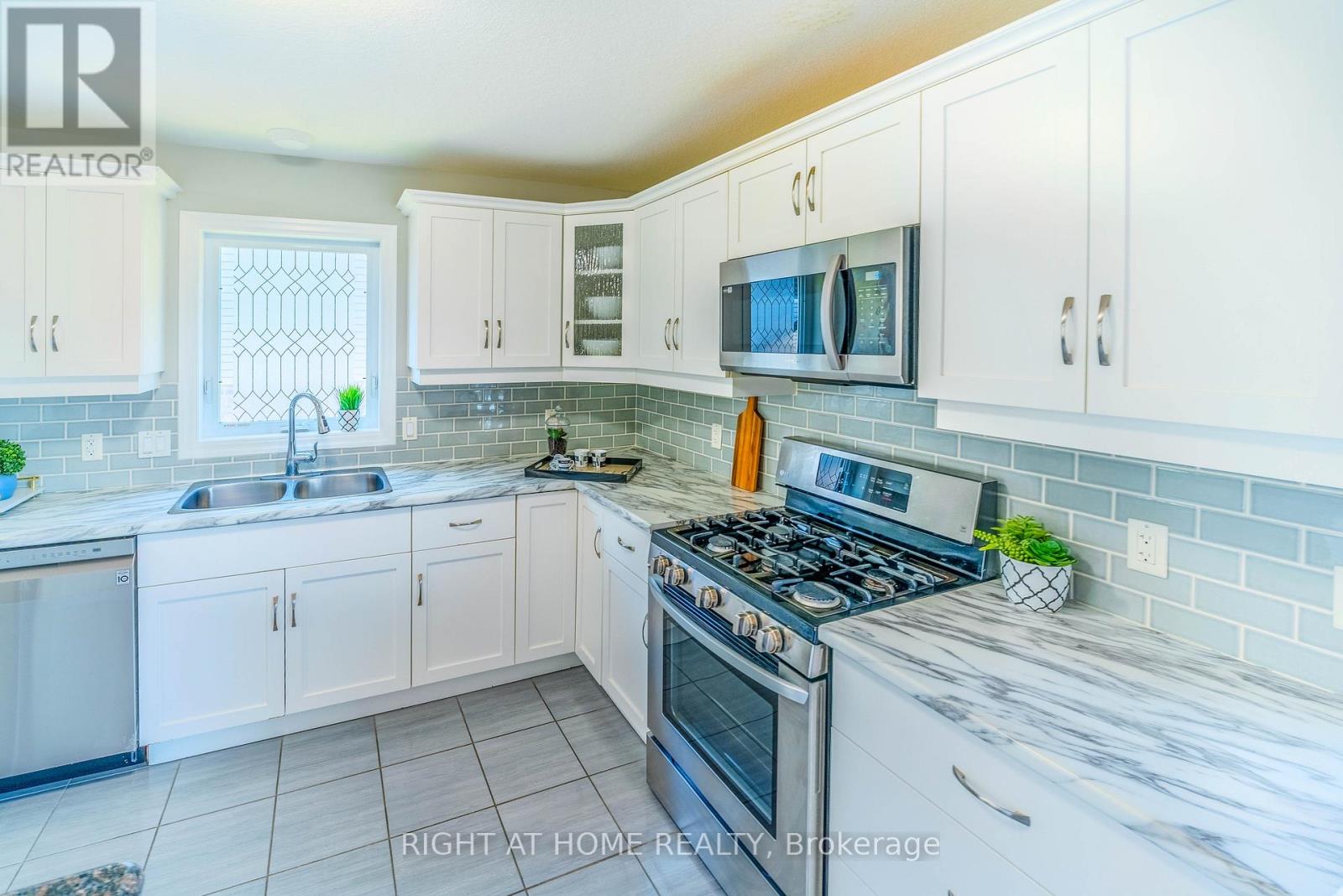 146 Jacob Street W, East Zorra-Tavistock, Ontario  N0B 2R0 - Photo 18 - X13226168
