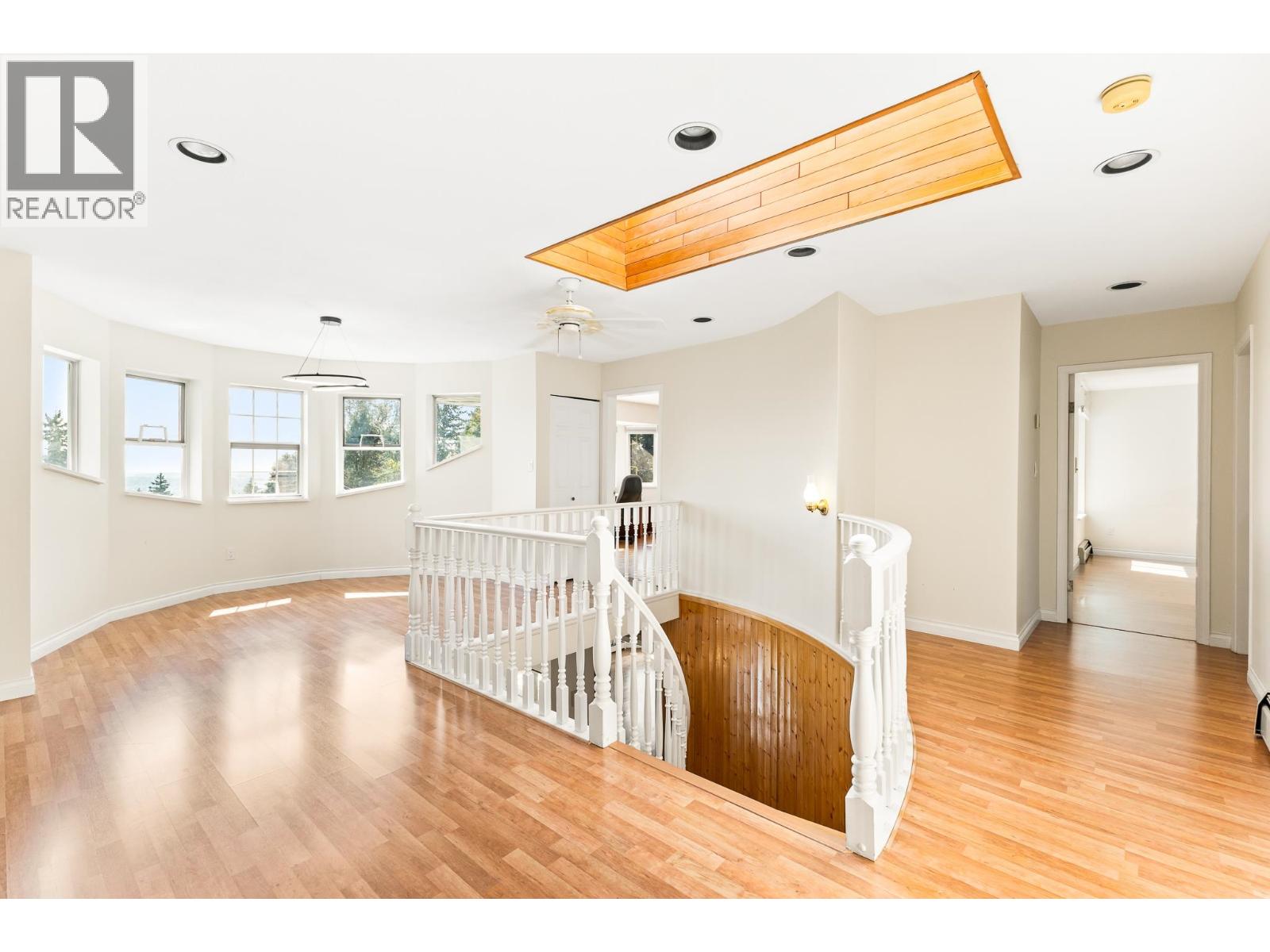 5843 Carson Street, Burnaby, British Columbia  V5J 2Z7 - Photo 17 - R3130693