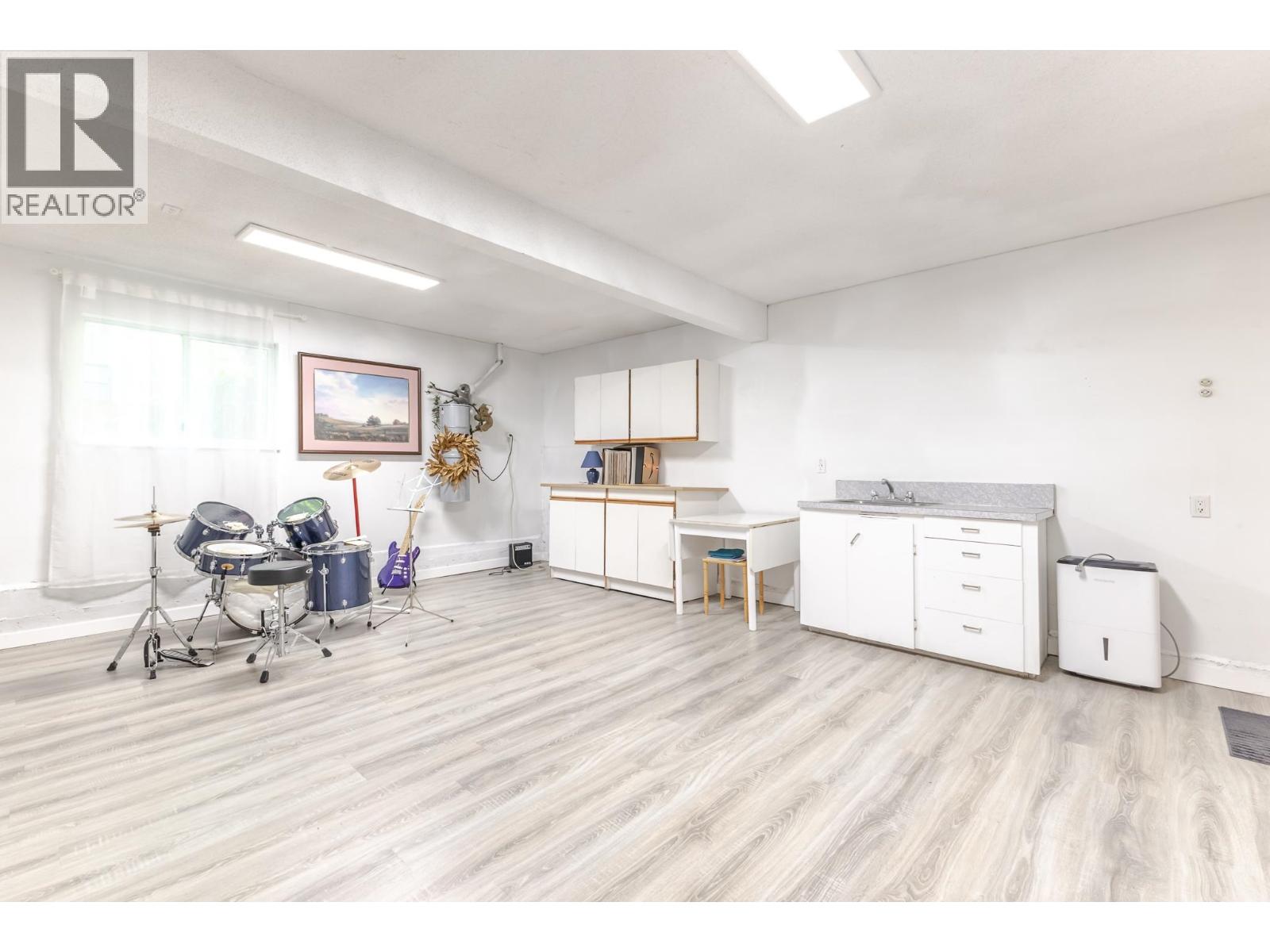 5843 Carson Street, Burnaby, British Columbia  V5J 2Z7 - Photo 26 - R3130693