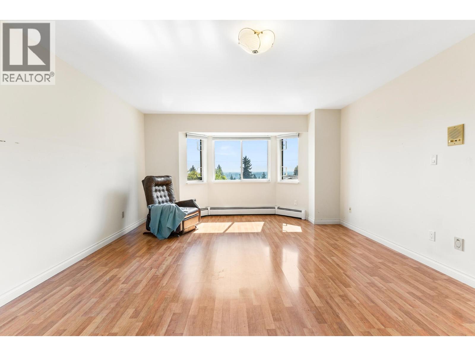 5843 Carson Street, Burnaby, British Columbia  V5J 2Z7 - Photo 19 - R3130693