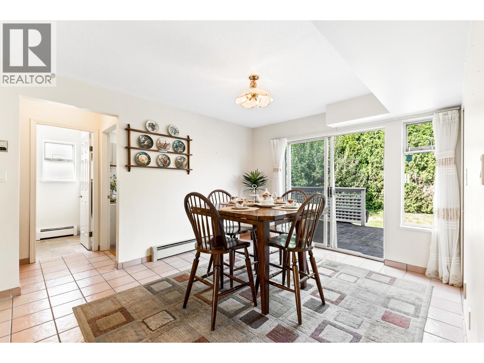 5843 Carson Street, Burnaby, British Columbia  V5J 2Z7 - Photo 13 - R3130693