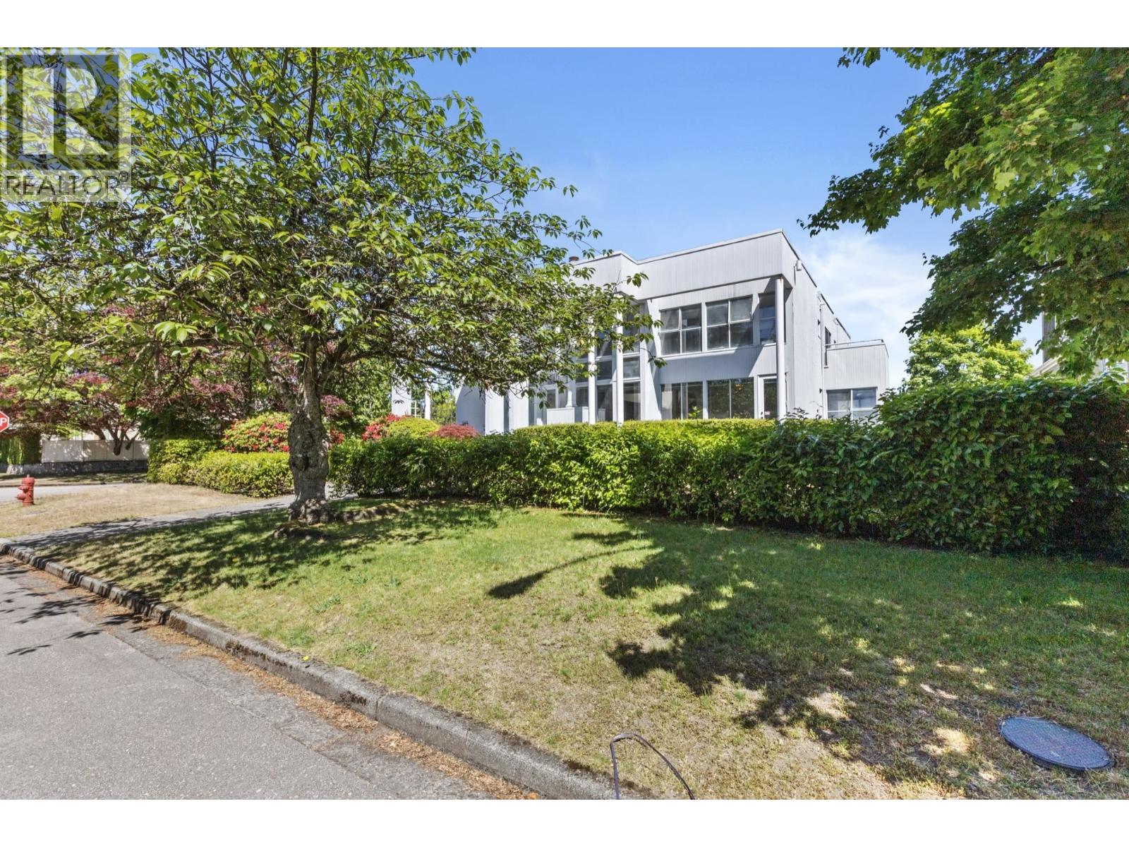 1289 W 51st Avenue, Vancouver, British Columbia  V6P 1C4 - Photo 3 - R3130655