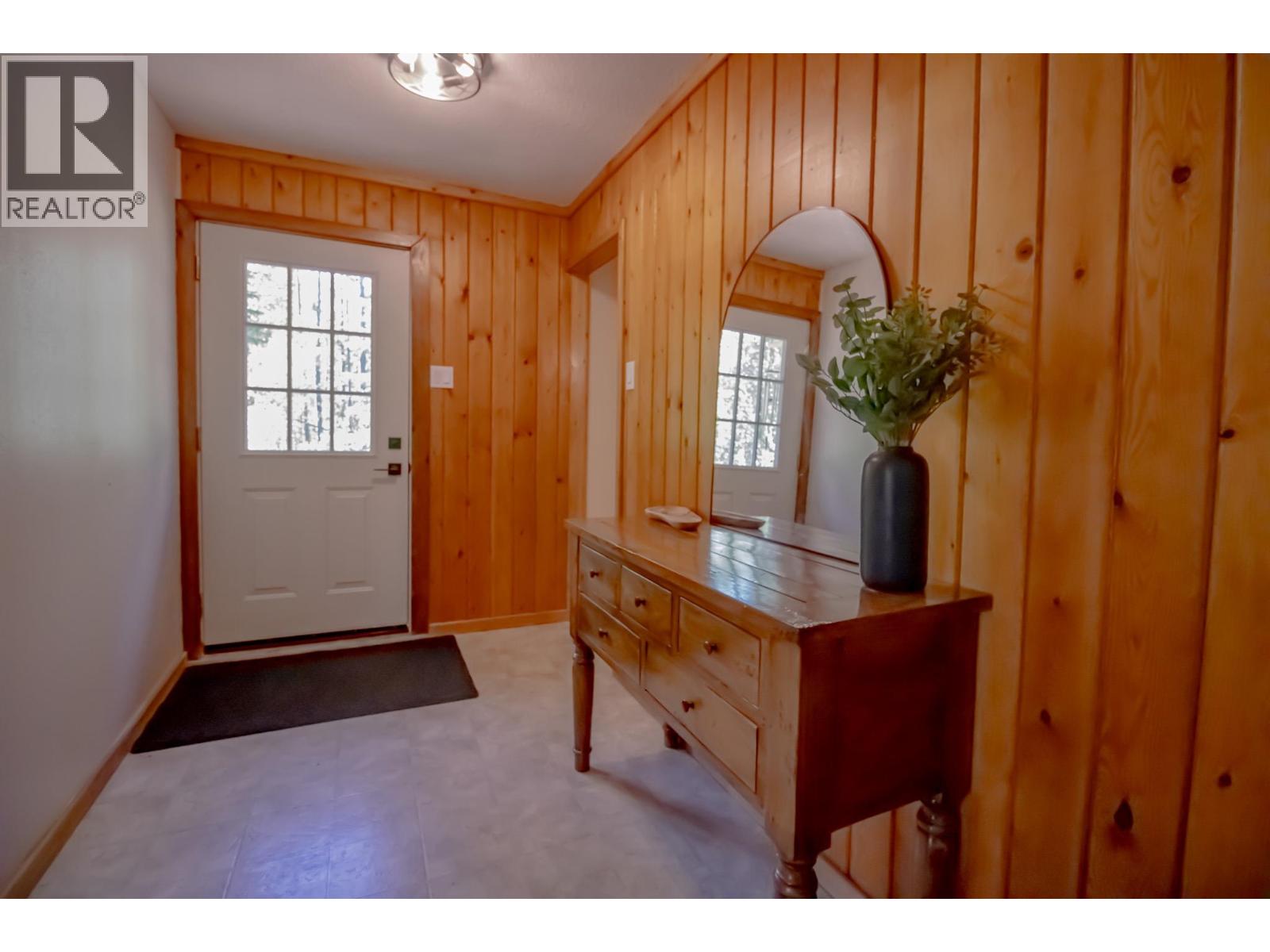 11068 Dickinson Loop Road, Fort St. James, British Columbia  V0J 1P0 - Photo 7 - R3129602