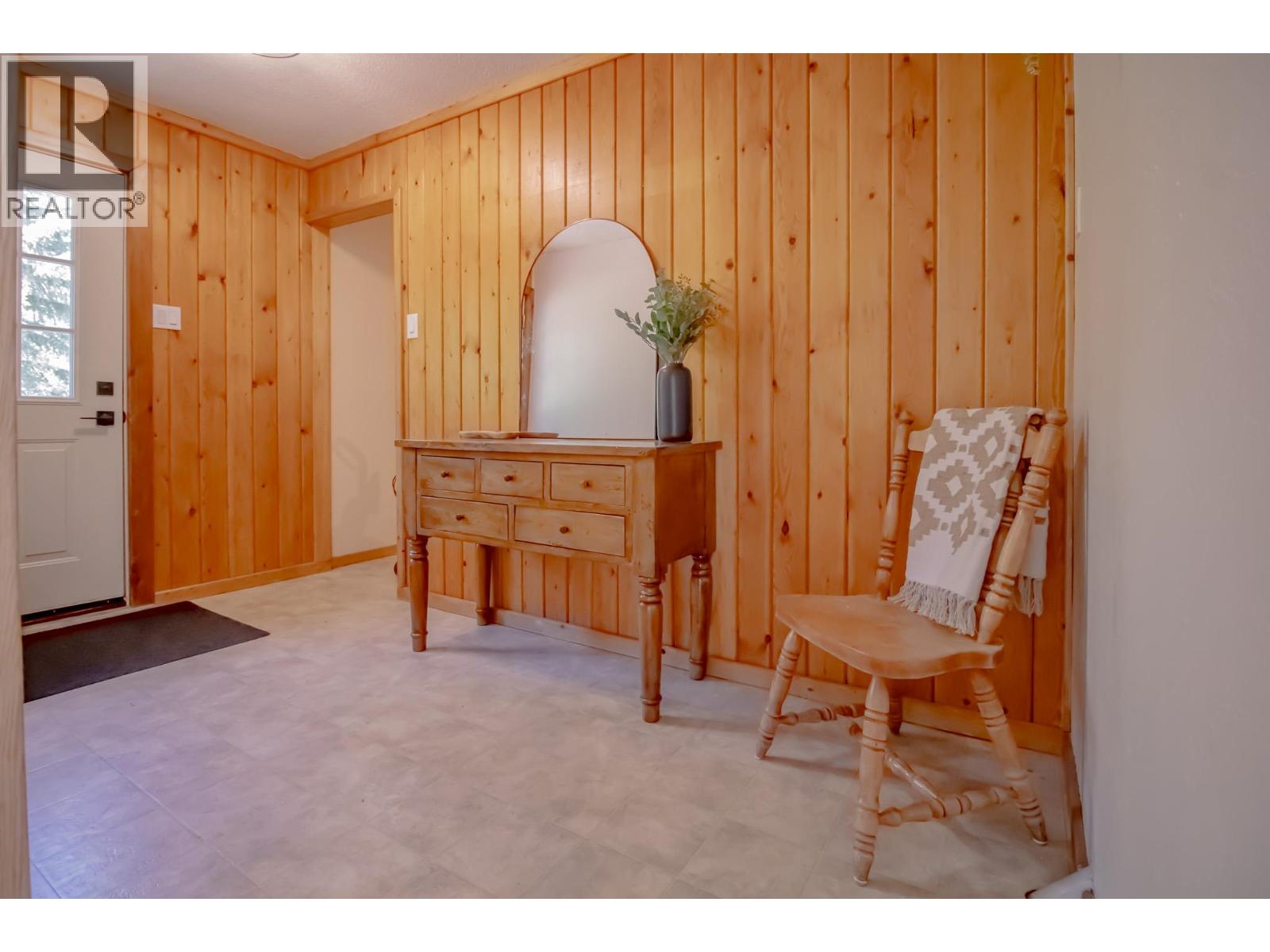 11068 Dickinson Loop Road, Fort St. James, British Columbia  V0J 1P0 - Photo 10 - R3129602
