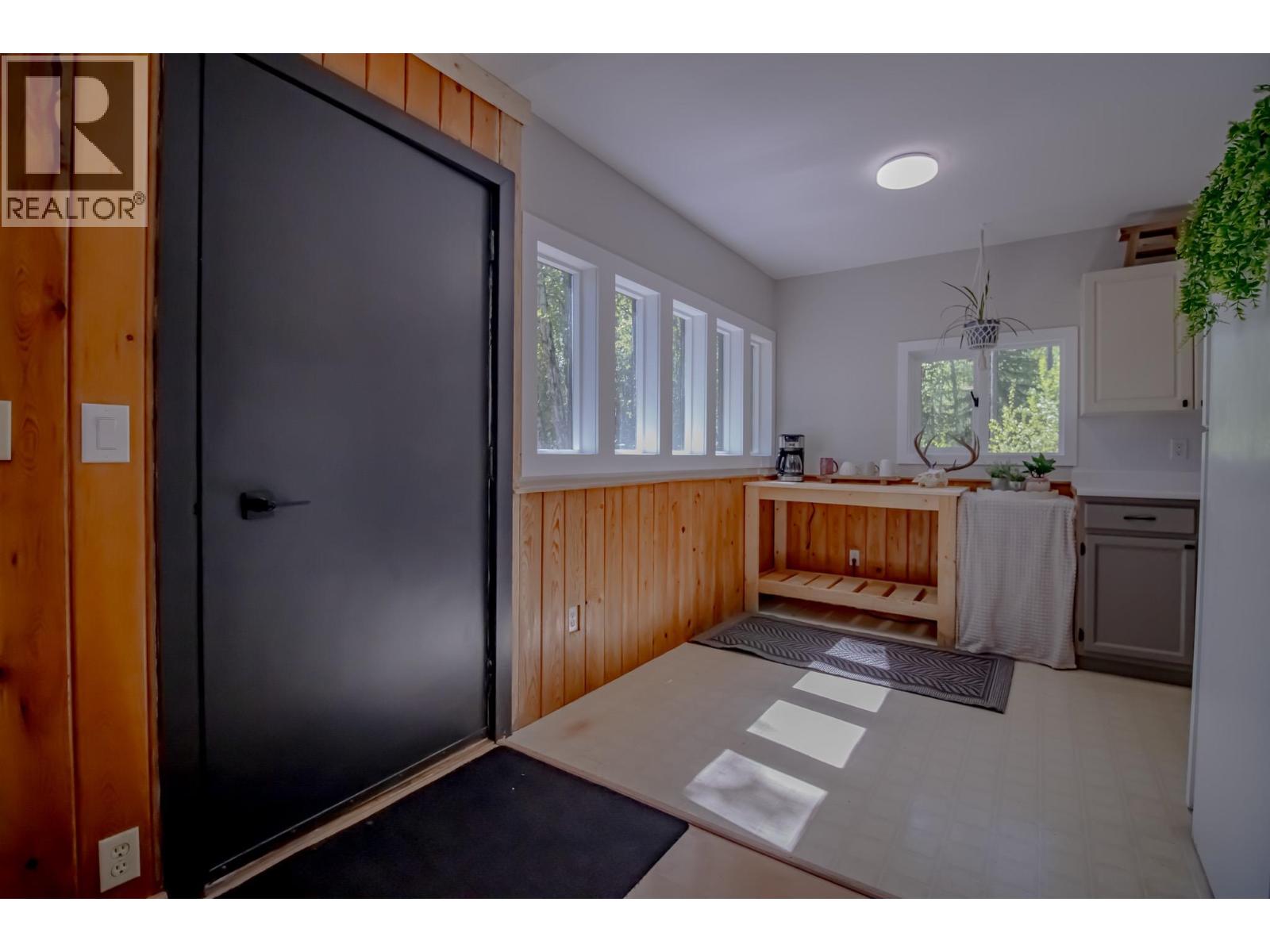 11068 Dickinson Loop Road, Fort St. James, British Columbia  V0J 1P0 - Photo 18 - R3129602