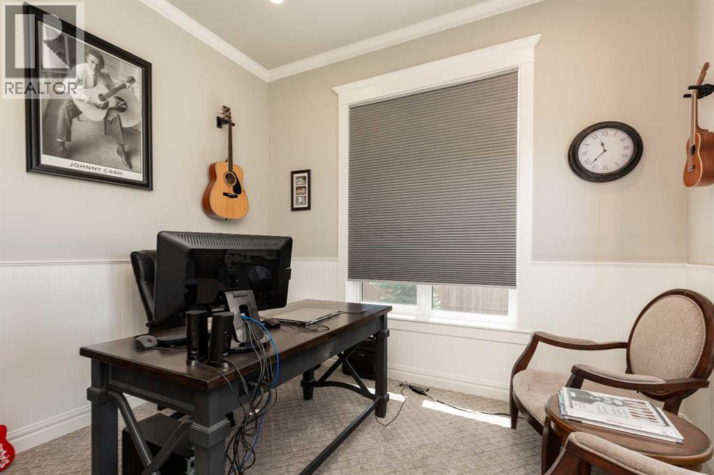 1 Edgemoor Way W, Lethbridge, Alberta T1J 5R6 - Photo 5 - A2298128