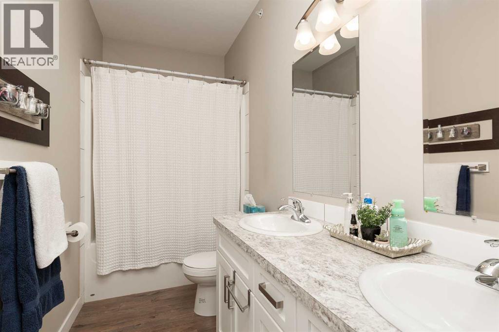 1 Edgemoor Way W, Lethbridge, Alberta T1J 5R6 - Photo 42 - A2298128