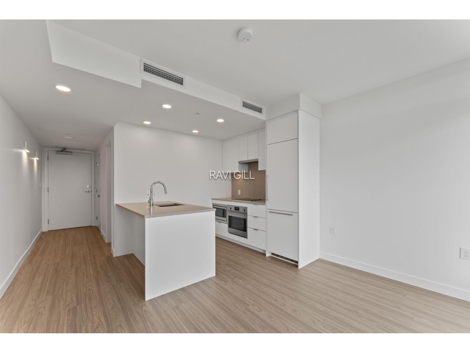 1003 13675 107a Avenue, Surrey, British Columbia  V3T 0X3 - Photo 7 - R3130548