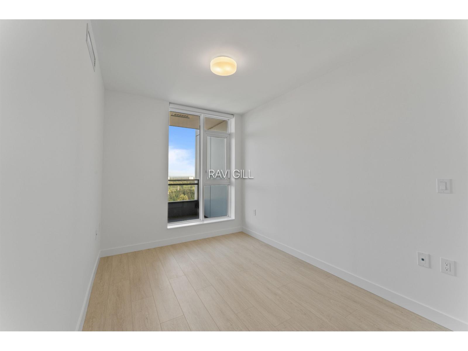 512 13675 107a Avenue, Surrey, British Columbia  V3T 0X3 - Photo 10 - R3130564
